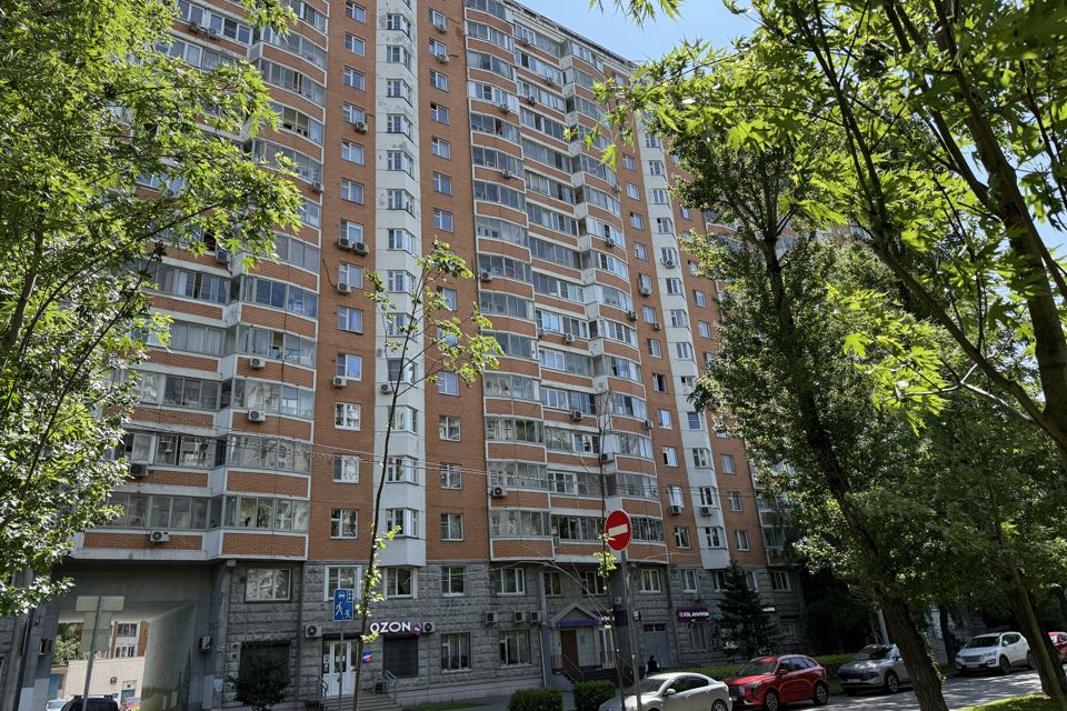 Продаётся 1-комнатная квартира, 37.9 м²