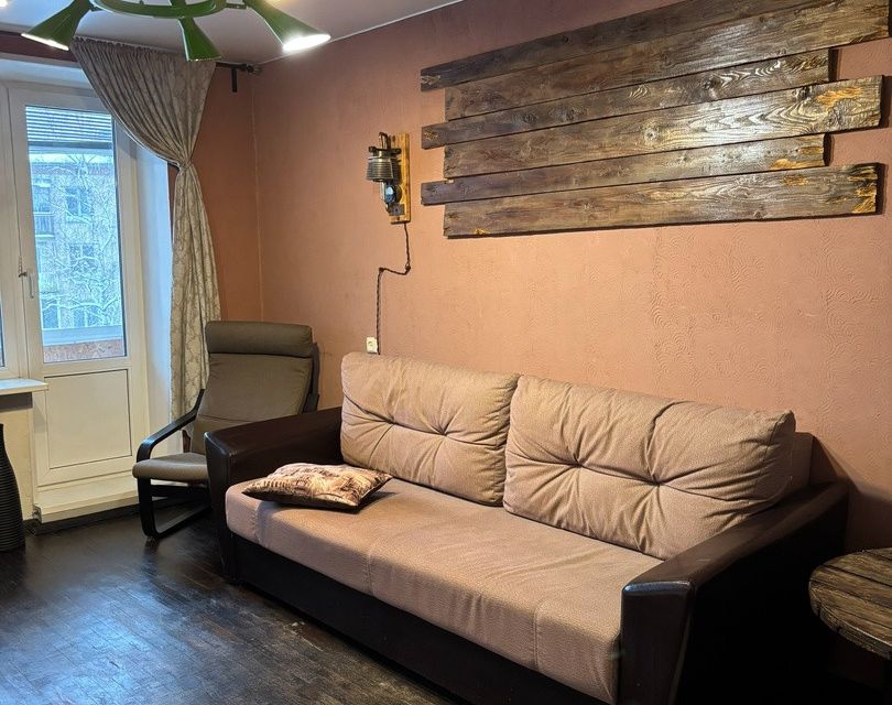 Продаётся 2-комнатная квартира, 42.1 м²