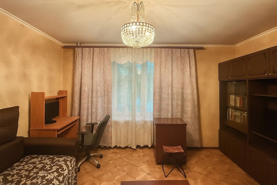 Продаётся 2-комнатная квартира, 37.2 м²