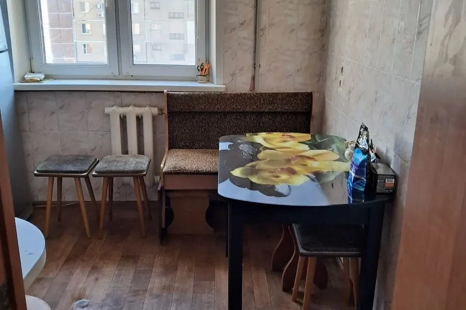 Продаётся 3-комнатная квартира, 65.5 м²