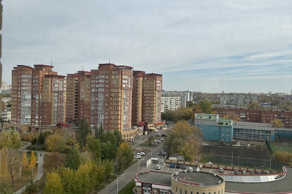 Продаётся 2-комнатная квартира, 63.5 м²