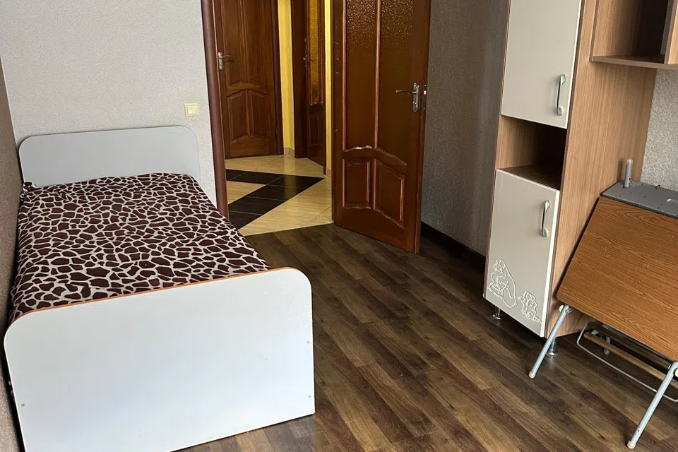 Продаётся 3-комнатная квартира, 64 м²