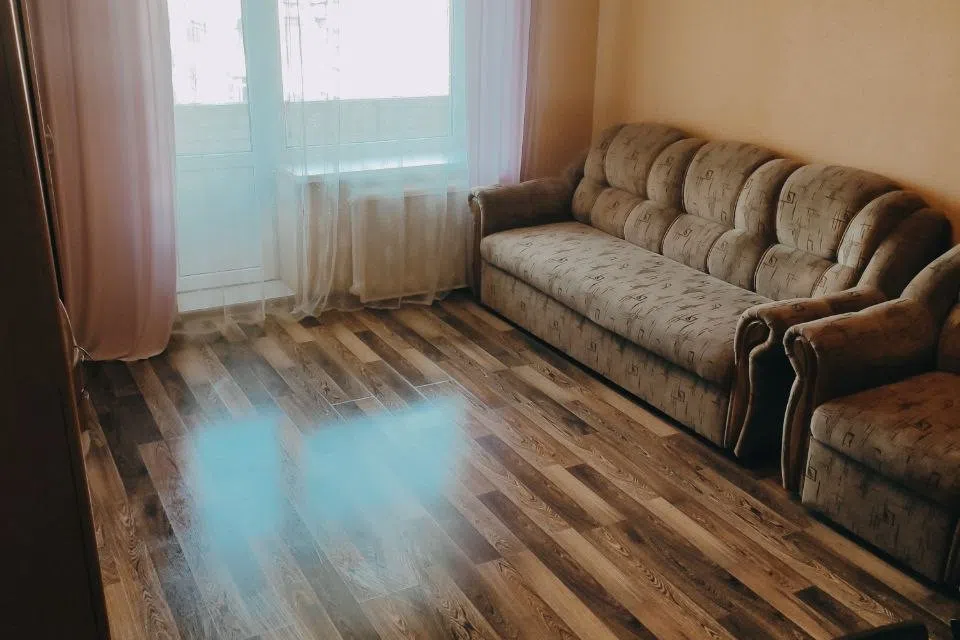 Продаётся 4-комнатная квартира, 92.6 м²