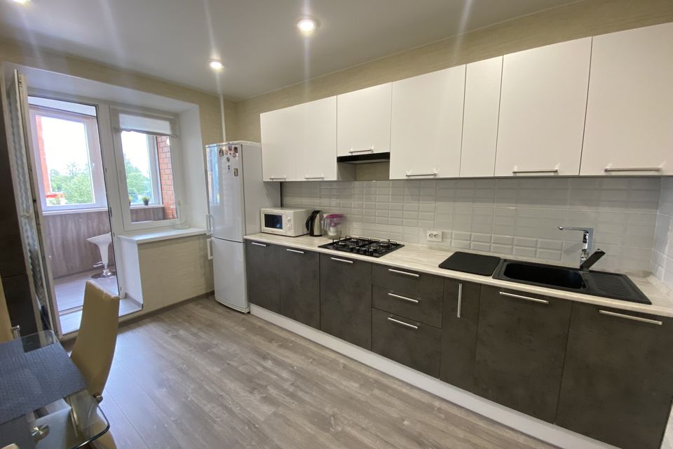 Продаётся 1-комнатная квартира, 49.9 м²
