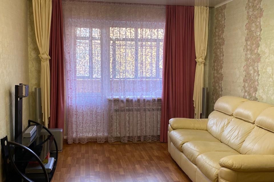 Продаётся 3-комнатная квартира, 82.8 м²