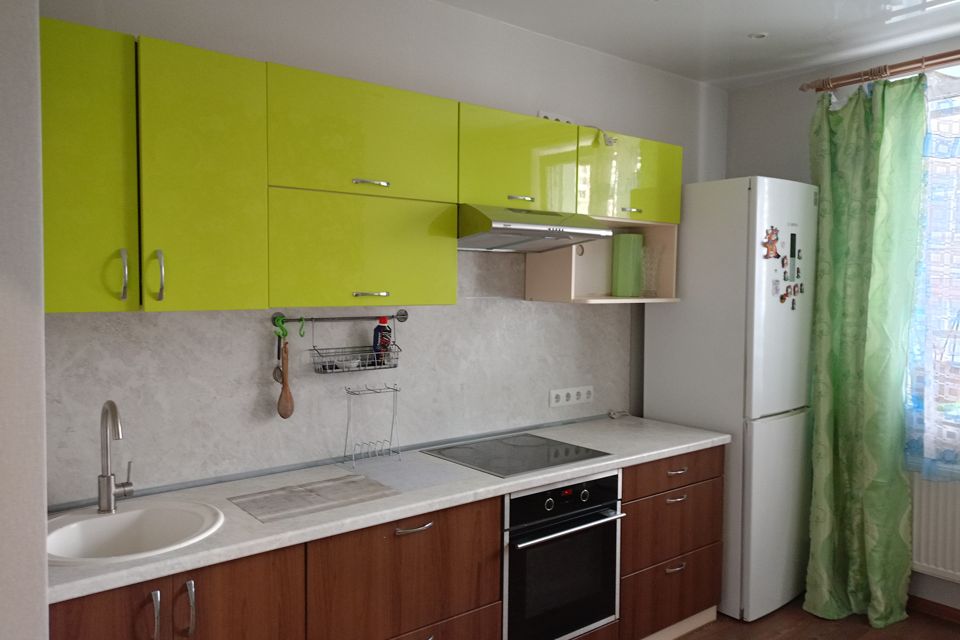 Продаётся 2-комнатная квартира, 71.6 м²