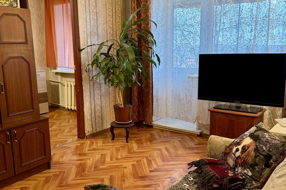 Продаётся 2-комнатная квартира, 42 м²