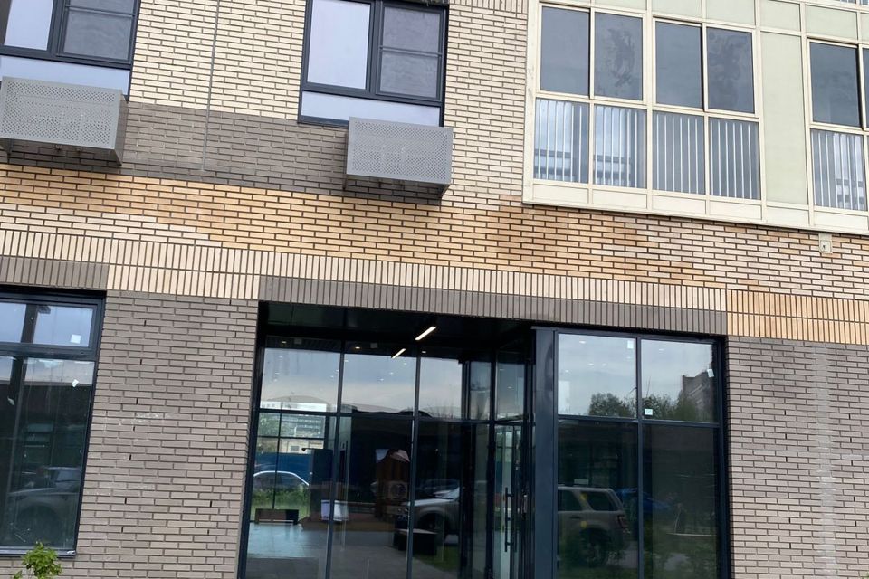 Продаётся 1-комнатная квартира, 39.7 м²