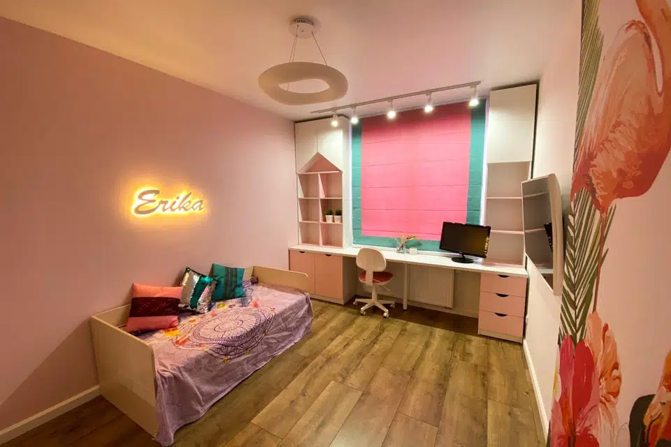 Продаётся 3-комнатная квартира, 60 м²