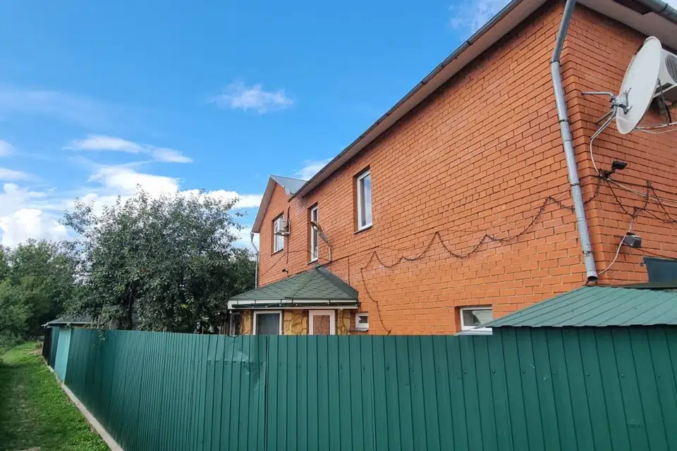 Продаётся 2-этажный дом, 307.4 м²