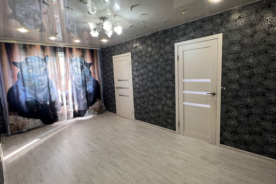 Продаётся 4-комнатная квартира, 62 м²