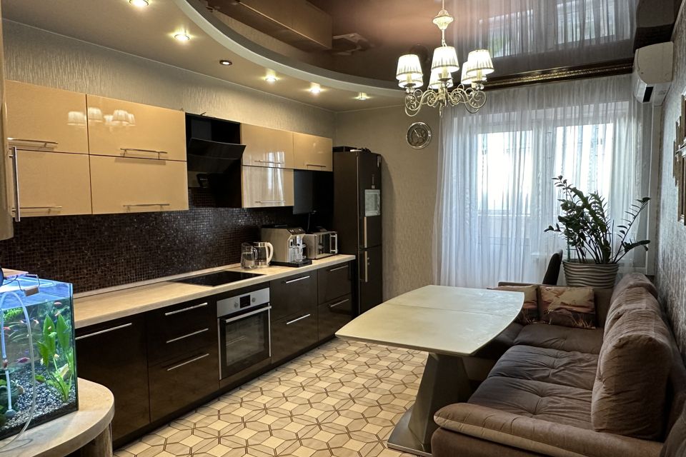 Продаётся 2-комнатная квартира, 64.7 м²