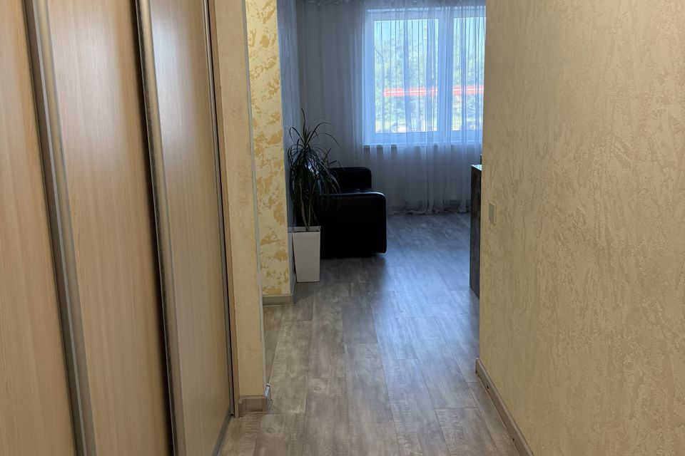 Продаётся 4-комнатная квартира, 82.3 м²