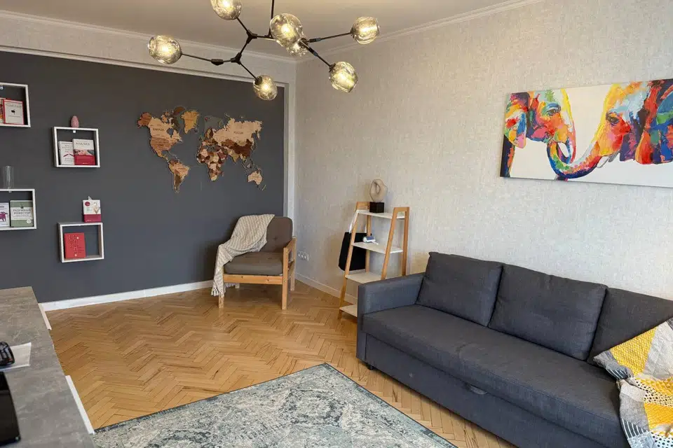 Продаётся 1-комнатная квартира, 43 м²