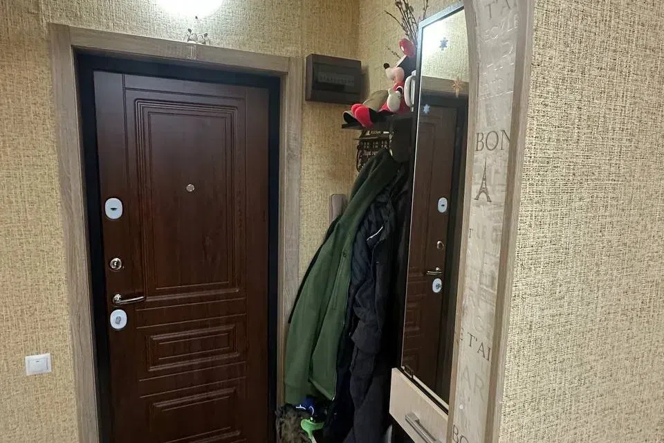 Продаётся 4-комнатная квартира, 85 м²