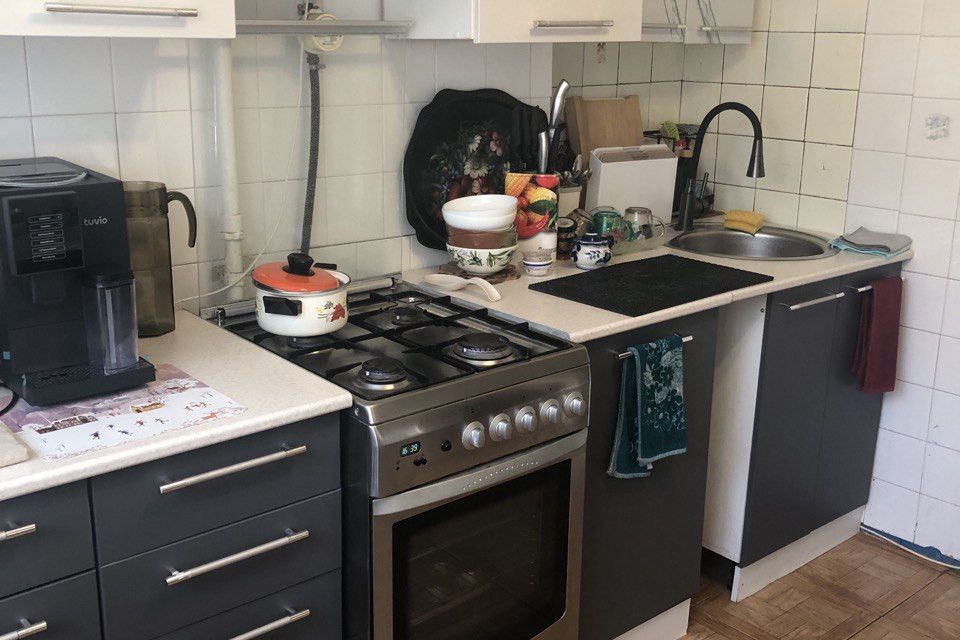 Продаётся 4-комнатная квартира, 80 м²