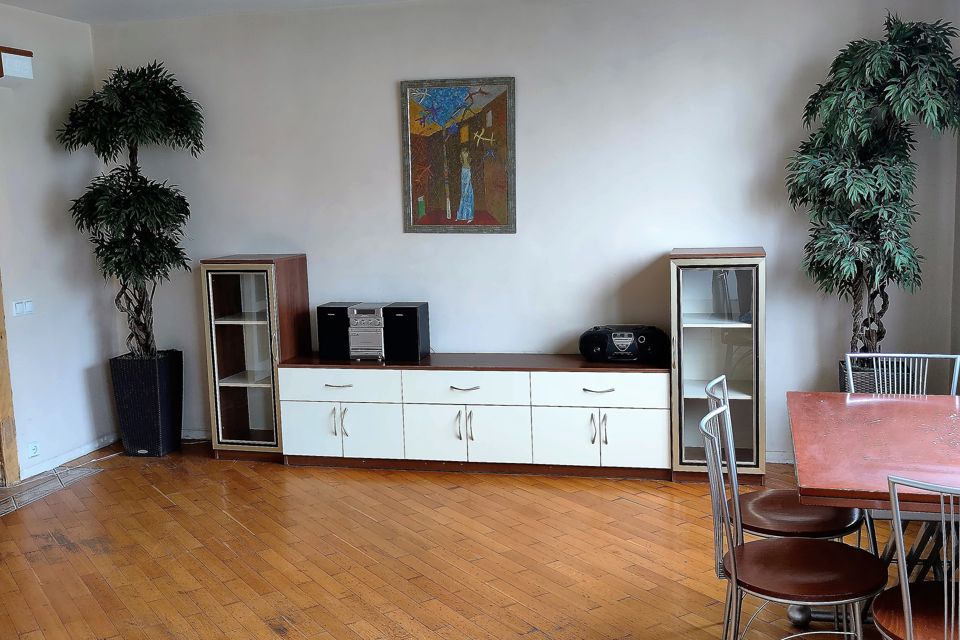 Продаётся 3-комнатная квартира, 82 м²