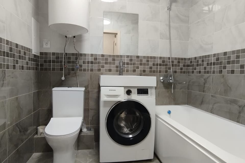 Сдаётся 1-комнатная квартира, 42 м²