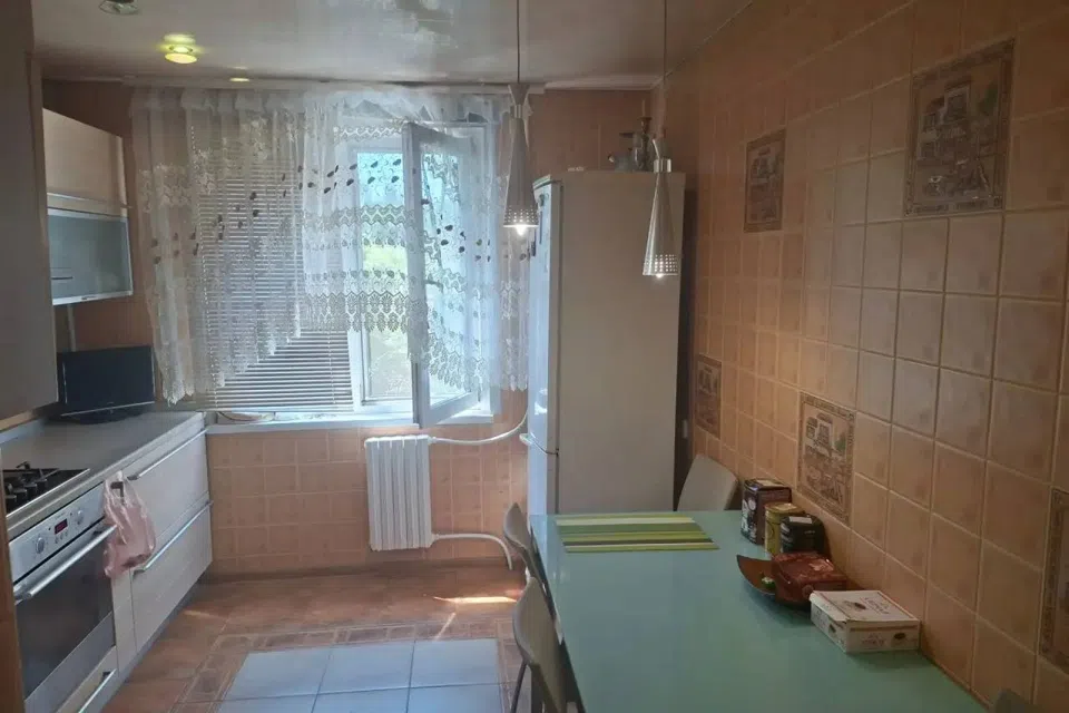 Продаётся 3-комнатная квартира, 7 м²