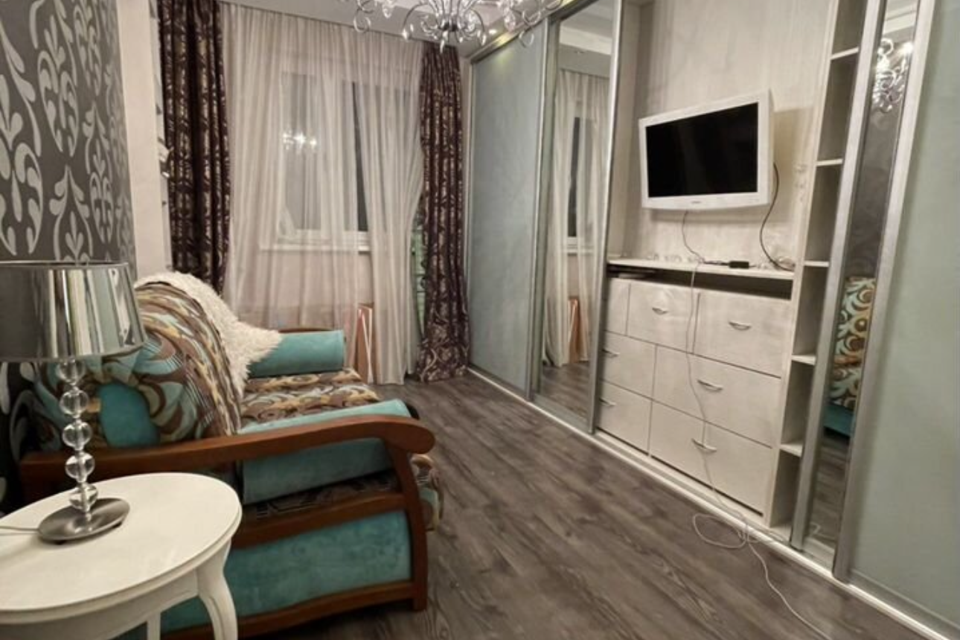 Продаётся 2-комнатная квартира, 56.8 м²