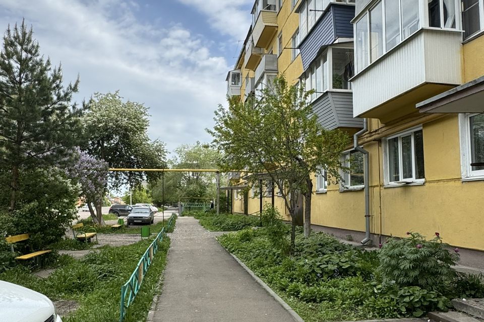 Продаётся 2-комнатная квартира, 42.8 м²