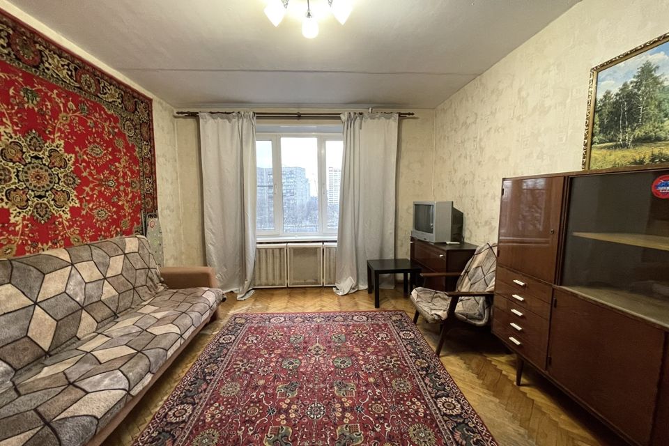 Продаётся 1-комнатная квартира, 35.3 м²