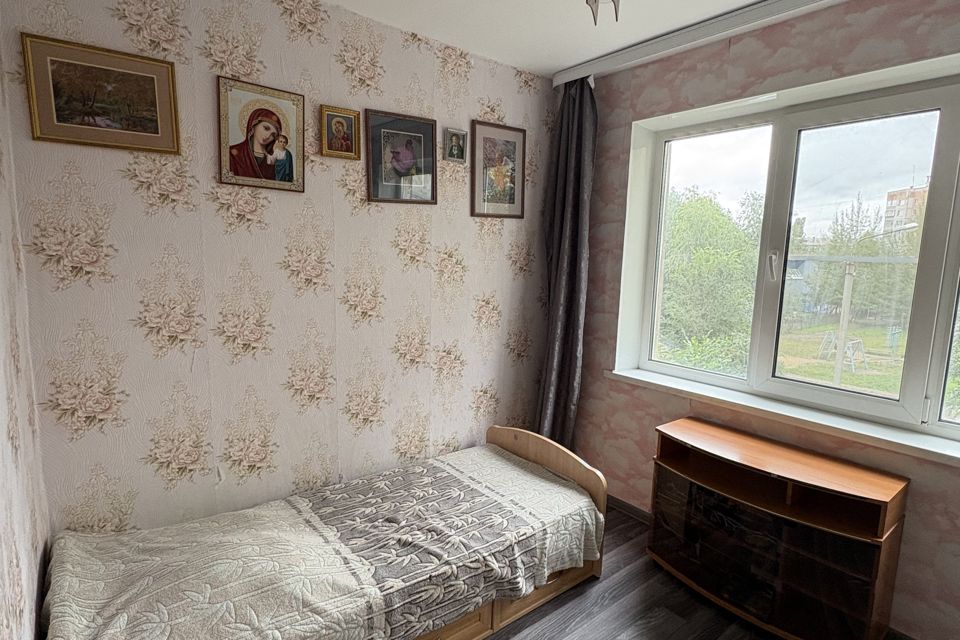 Продаётся 4-комнатная квартира, 74.8 м²
