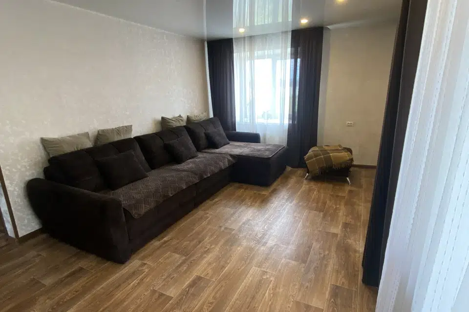 Продаётся 4-комнатная квартира, 89.2 м²