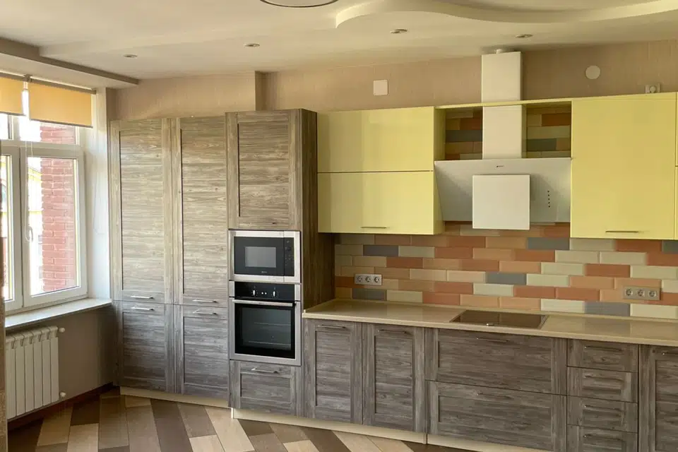 Продаётся 3-комнатная квартира, 100.1 м²