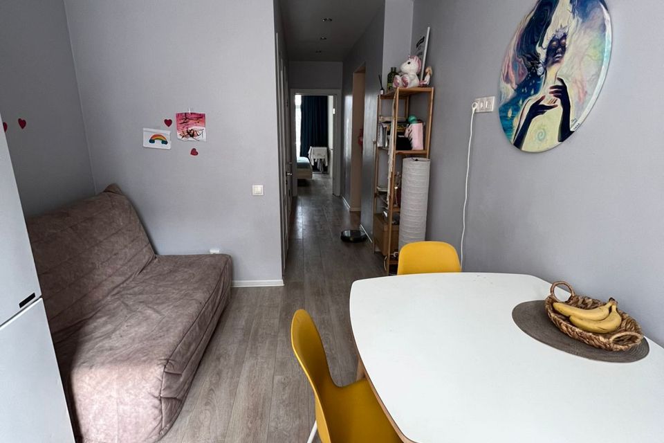 Продаётся 2-комнатная квартира, 55.6 м²