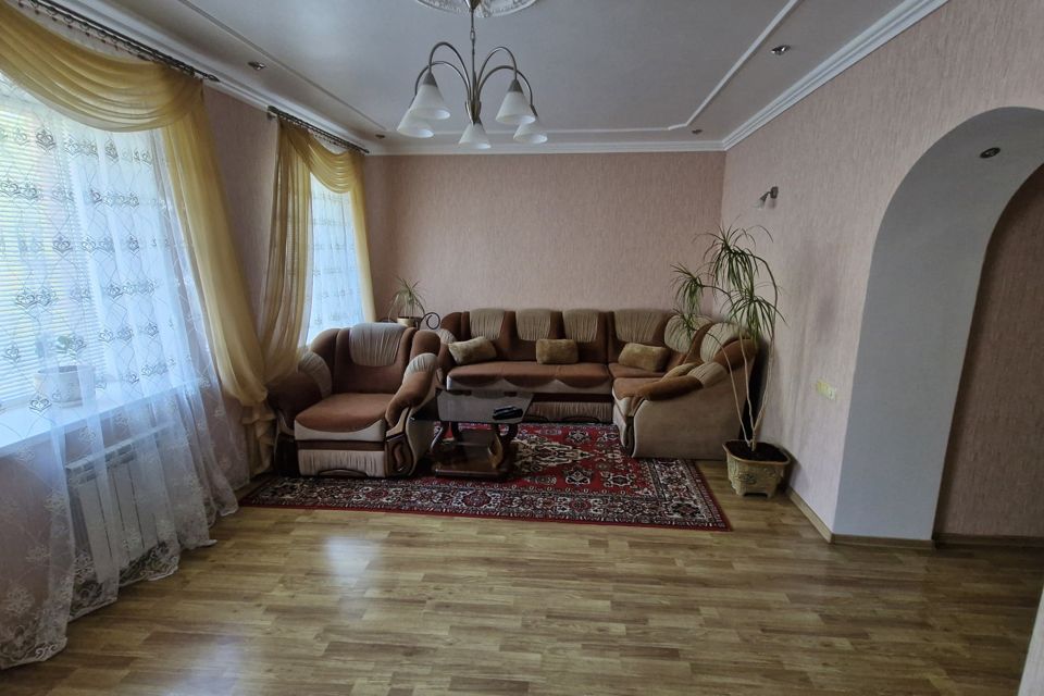 Продаётся 2-этажный дом, 147.7 м²