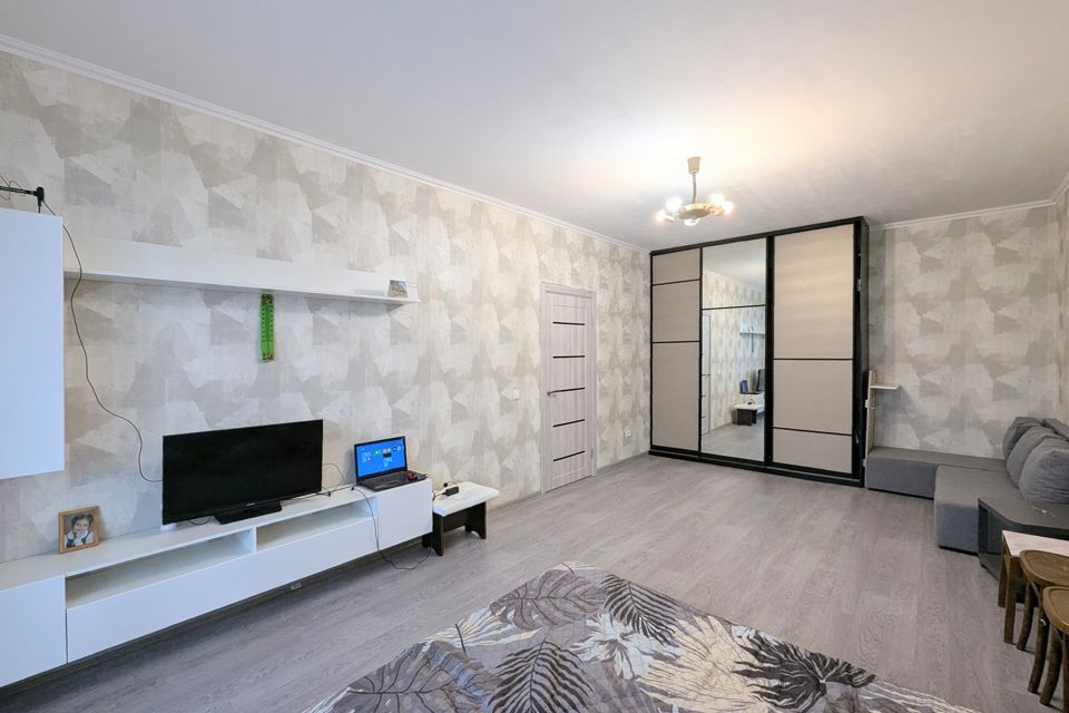 Продаётся 1-комнатная квартира, 52.5 м²