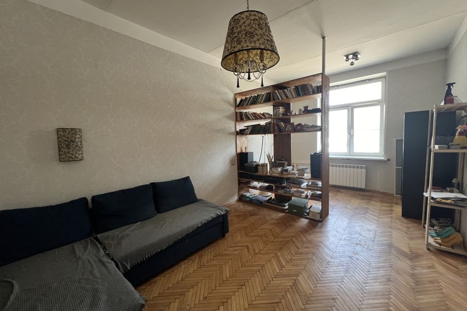 Продаётся 2-комнатная квартира, 60.7 м²