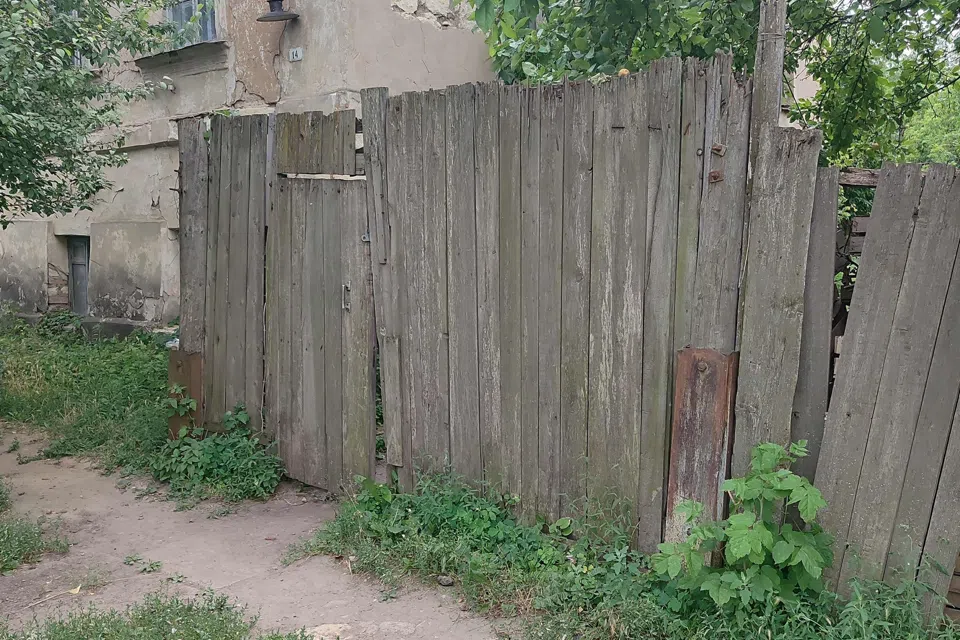 Продаётся 2 комнаты в 4-комн. квартире, 45.7 м²