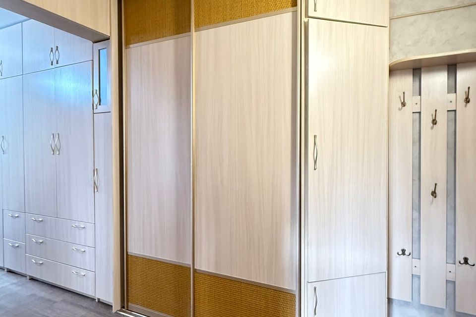 Продаётся 3-комнатная квартира, 58.5 м²