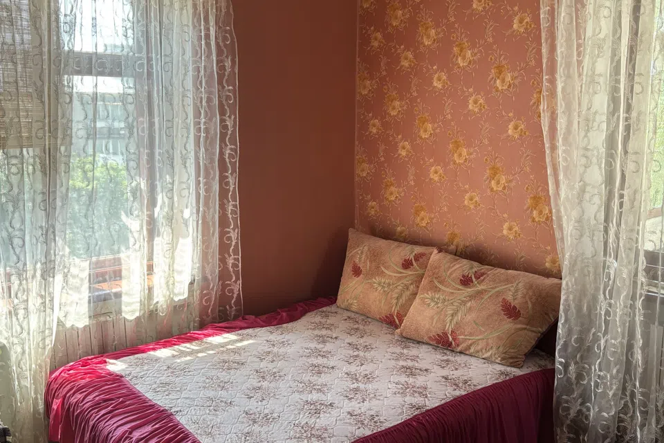 Продаётся 3-комнатная квартира, 636 м²