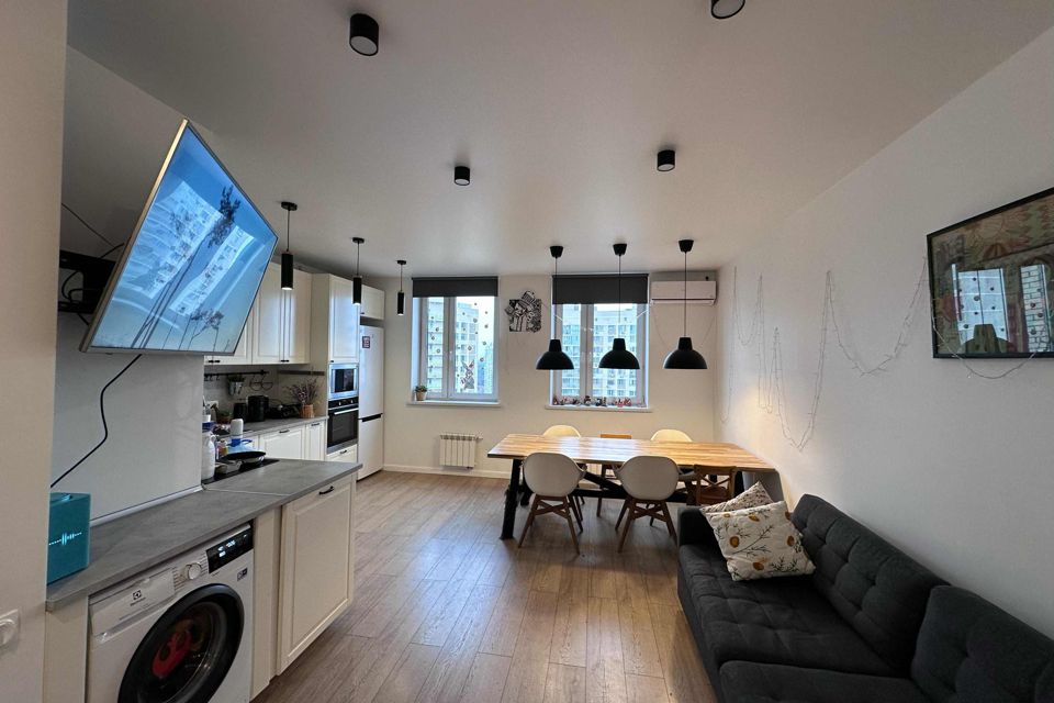 Продаётся 3-комнатная квартира, 92.5 м²