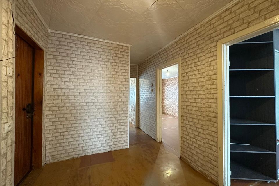 Продаётся 3-комнатная квартира, 60.9 м²