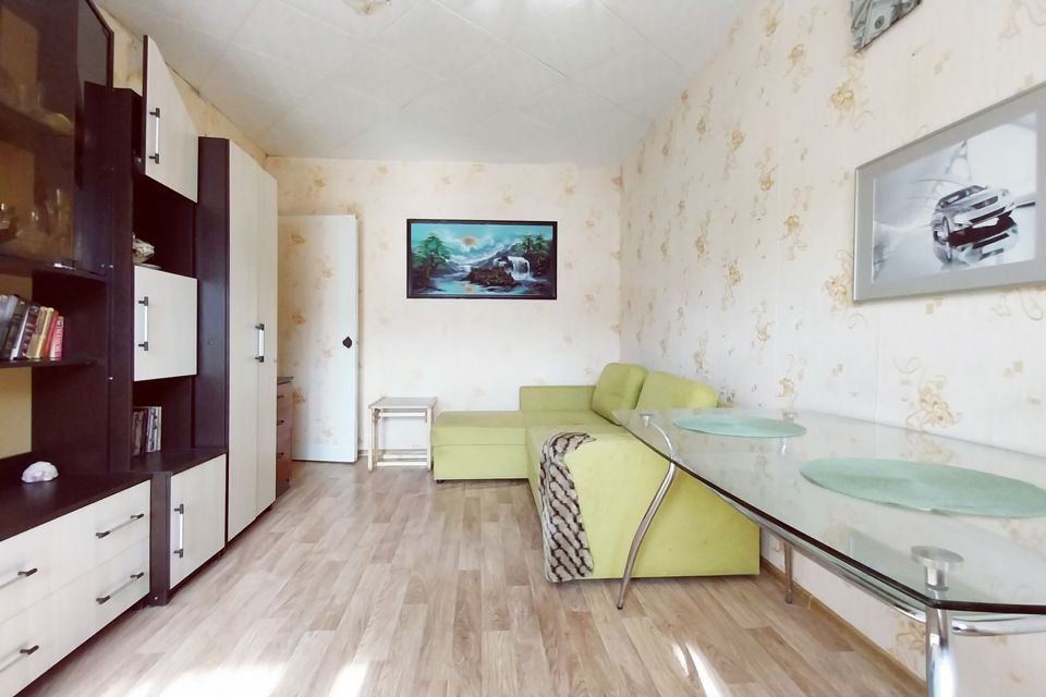 Продаётся 2-комнатная квартира, 42.8 м²