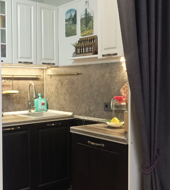 Продаётся 1-комнатная квартира, 43.4 м²