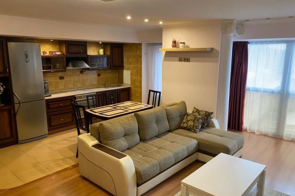 Продаётся 3-комнатная квартира, 74 м²