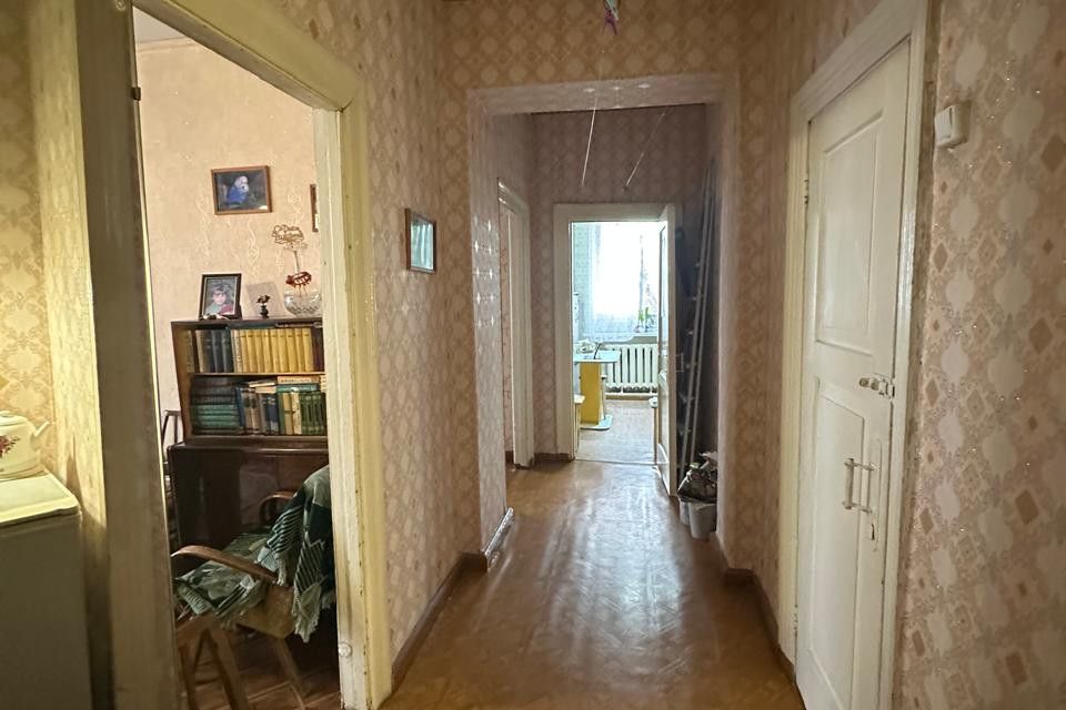 Продаётся 2-комнатная квартира, 55.9 м²
