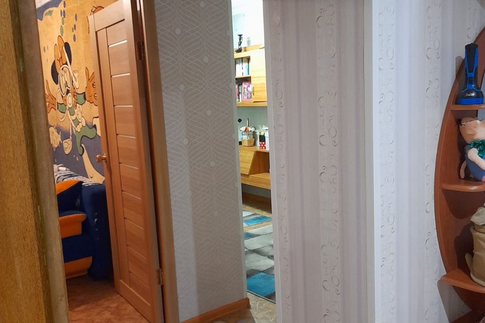 Продаётся 4-комнатная квартира, 81 м²