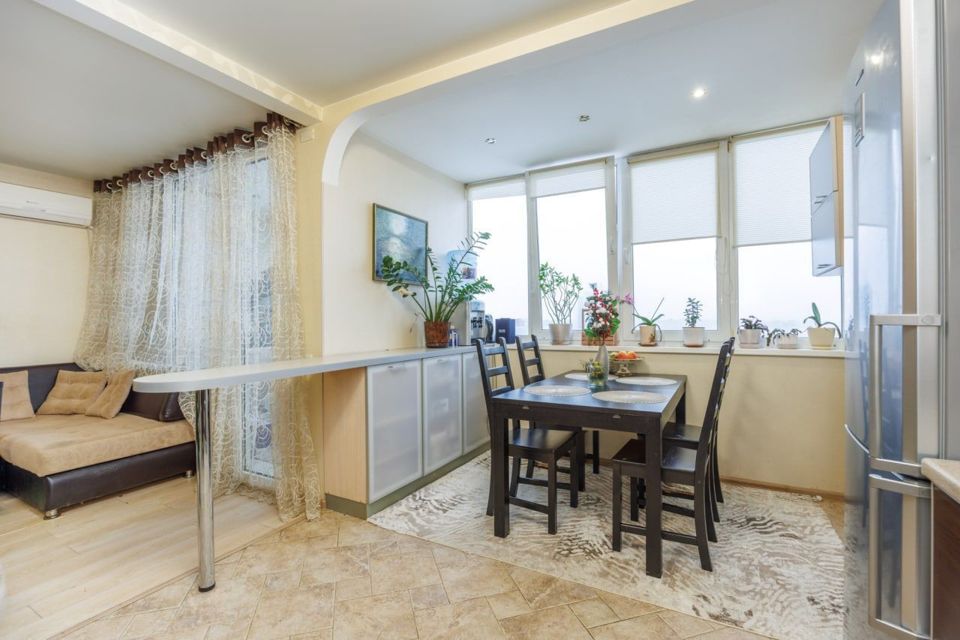 Продаётся 3-комнатная квартира, 88.9 м²