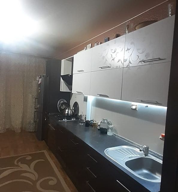 Продаётся 3-комнатная квартира, 77 м²