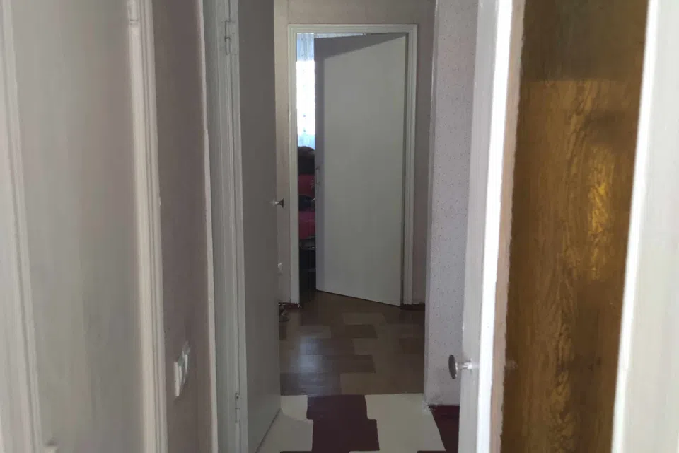 Продаётся 3-комнатная квартира, 62.8 м²