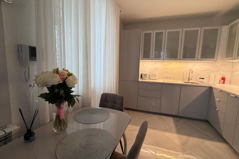 Продаётся 3-комнатная квартира, 85 м²