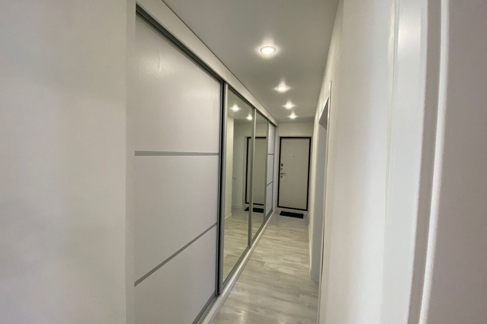 Продаётся 3-комнатная квартира, 61.6 м²