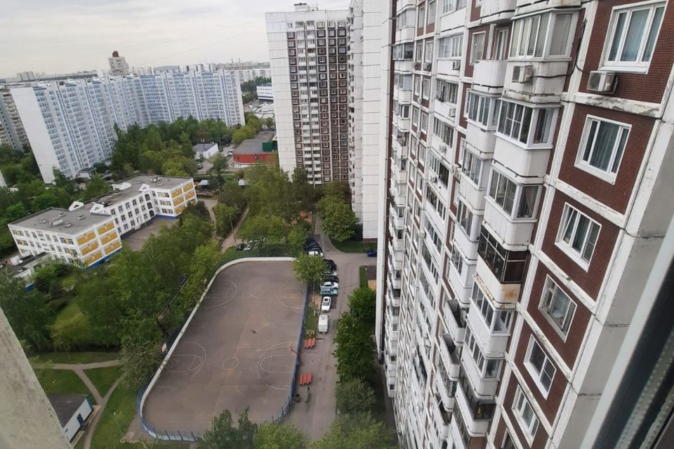 Продаётся 3-комнатная квартира, 77.6 м²