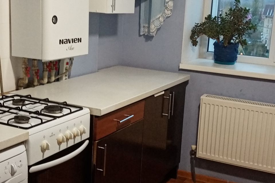 Продаётся 3-комнатная квартира, 65.1 м²